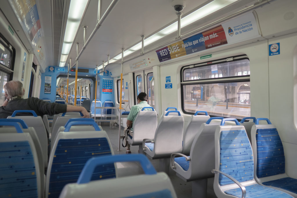 Trem de Buenos Aires a Tigre indo por conta própria